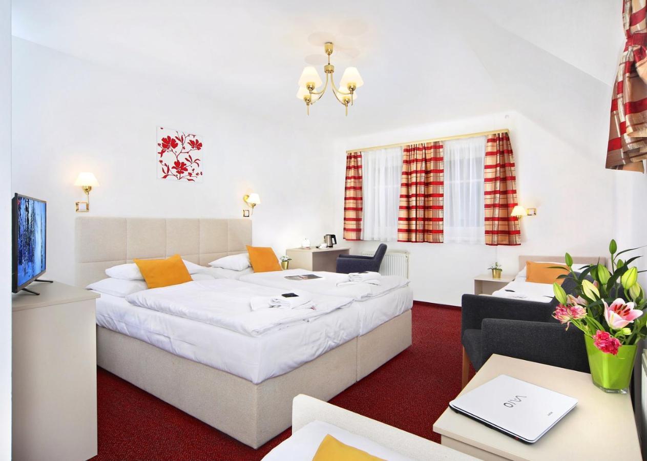 Hotel Hradec Spindleruv Mlyn Exterior photo
